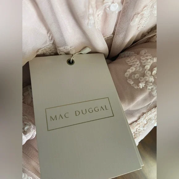 MAC DUGGAL Blush Pink V Neck Flounce Sleeve Embellished Mesh Gown Sz 18 NWT 9144 - Picture 15 of 15